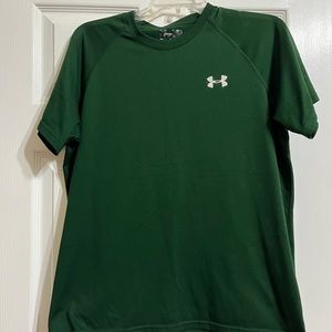Men’s Dry Fit Under Armour shirt